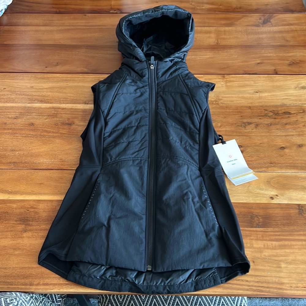 Lululemon Black Another Mile Vest Sz. 6, New With Tags